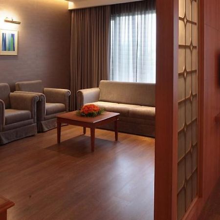 Monsoon Empress Kochi Hotel Eksteriør billede