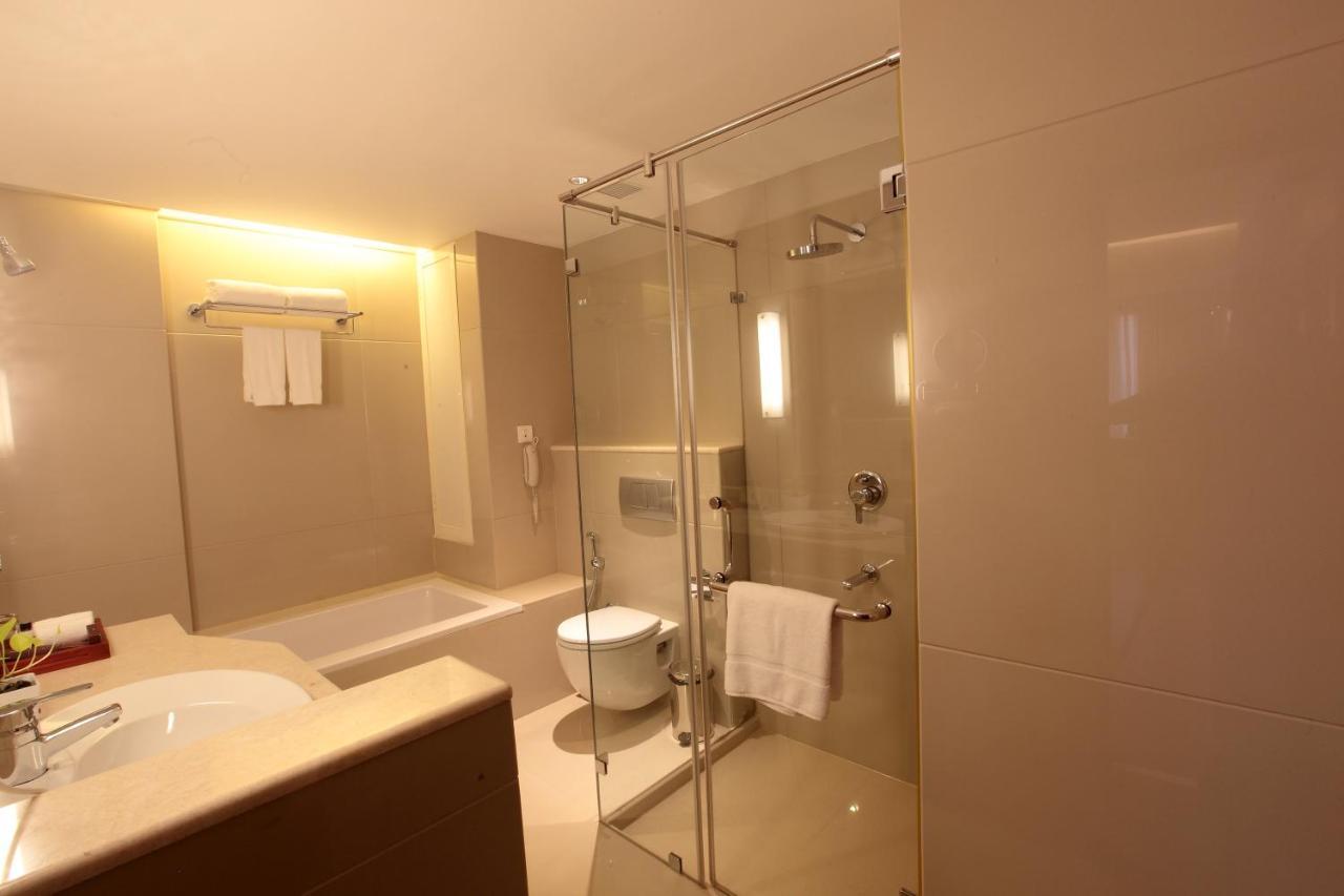 Monsoon Empress Kochi Hotel Eksteriør billede