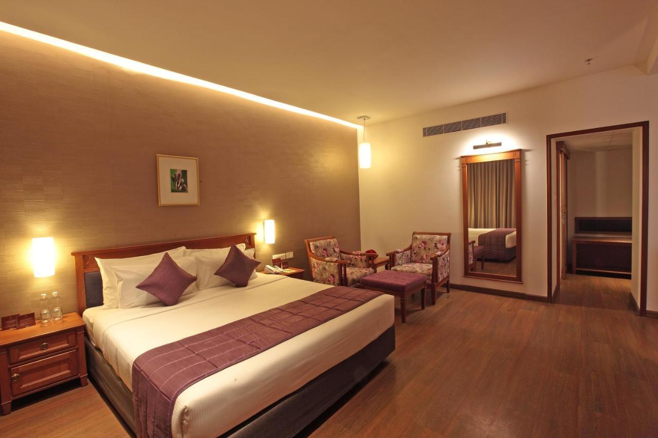 Monsoon Empress Kochi Hotel Eksteriør billede