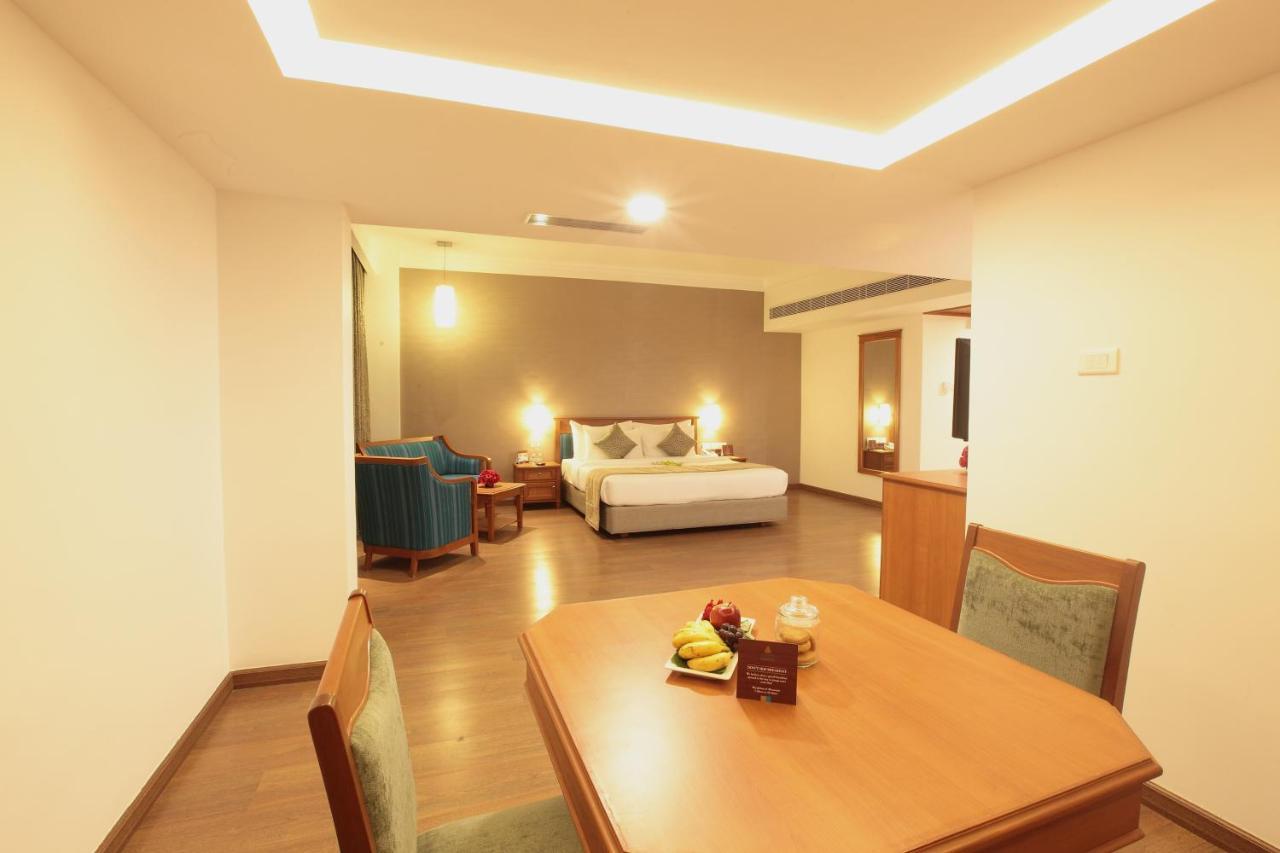Monsoon Empress Kochi Hotel Eksteriør billede