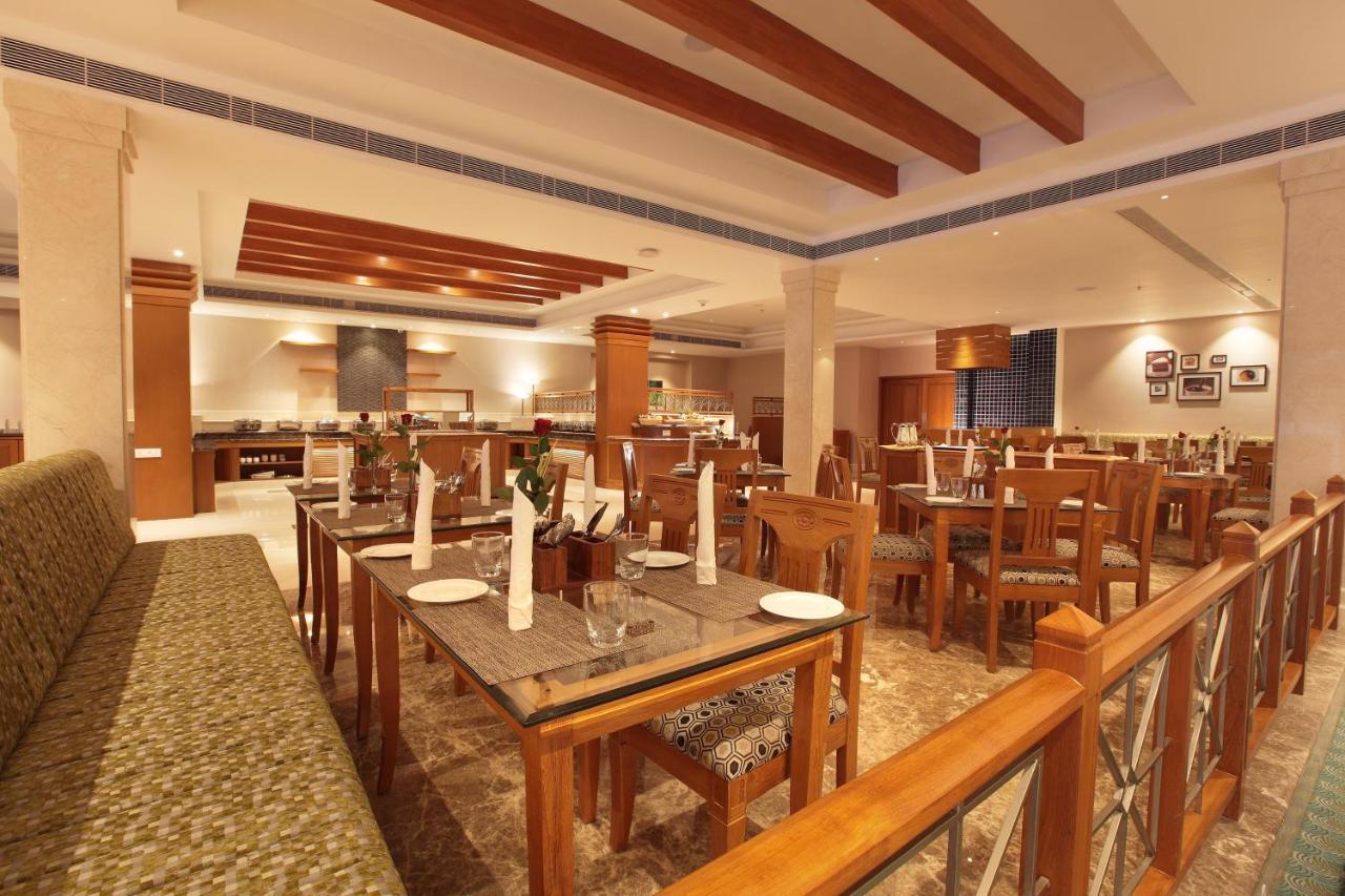 Monsoon Empress Kochi Hotel Eksteriør billede