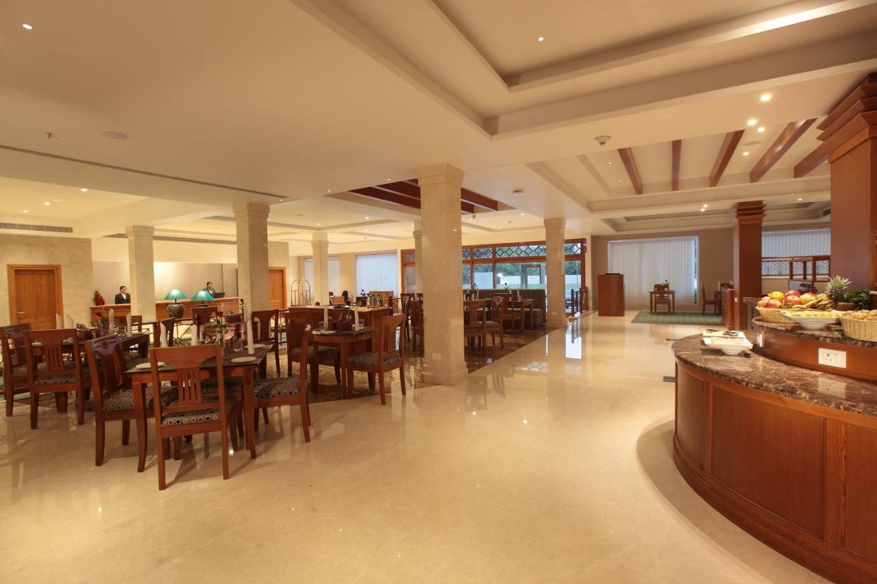 Monsoon Empress Kochi Hotel Eksteriør billede